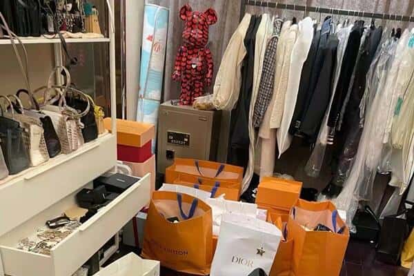 滨州邹平市回收一线品牌衣服